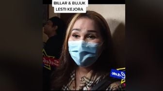 Transgender Mami Isa Tak Tega Melihat Rizky Billar Pakai Baju Tahanan, Kunjungi Kantor Polisi Hingga Bujuk Lesty Kejora