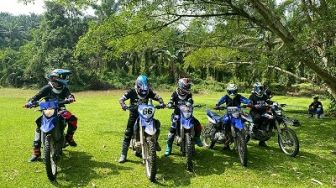 Bekal Memandu Konsumen Berkendara Off-road, Instruktur Yamaha Riding Academy Sumatera Utara Gelar Pelatihan