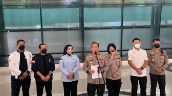 Kadiv Humas Polri Irjen Pol Dedi Prasetyo saat konferensi pers terkait penangkapan tiga DPO judi online di Kamboja. [foto dok. Polri]