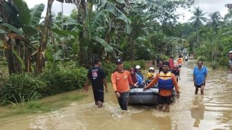 Rumah di Desa Sitiarjo Terendam Banjir hingga 1,5 Meter, BPBD Kabupaten Malang Evakuasi Warga