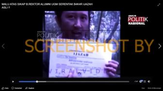 CEK FAKTA: Benarkah Alumni UGM Serentak Bakar Ijazah Gegara Malu Rektor Tanggapi Isu Ijazah Palsu Jokowi?
