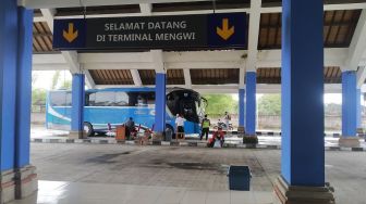 Jalur Denpasar-Gilimanuk Lumpuh, Bus AKAP Terlambat hingga Lebih dari 5 Jam