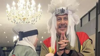 Pak Muh Cosplay Jadi Jiraiya demi Ultah Fadil Jaidi, Warganet: Ayah Terbaik