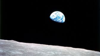 Bulan Perlahan-lahan Menjauh dari Bumi selama 2,5 Miliar Tahun Terakhir