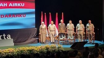 Hari Kedua Gantikan Anies, Pj Gubernur DKI Heru Larang Wali Kota se-Jakarta Cuti: Lagi Musim Hujan!