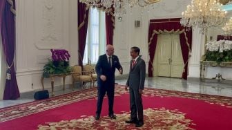 Tak Nampak Batang Hidungnya di Istana, Jokowi Tak Ajak Iwan Bule Bertemu Presiden FIFA