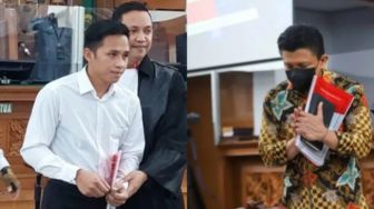 Mau Buktikan Kliennya Tak Pindahkan Uang Brigadir J,JPU Diminta Hadirkan Saksi Pegawai Bank BNI di Sidang Bharada E