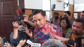 Lawan Ferdy Sambo, Pengacara Bharada E Sering Dapat Teror Panggilan Telepon Gelap!