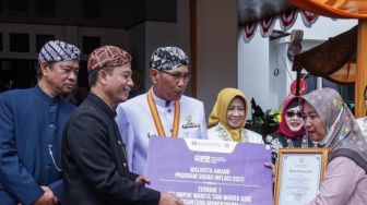 Bantu Kendalikan Inflasi, KWT Dapat Penghargaan