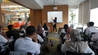 EF Indonesia Ditunjuk Jadi Mitra Pelatihan Business English untuk Kemenko Marves