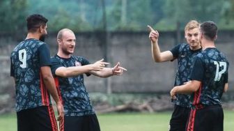 Persija Gelar Gim Internal, Lima Gol Tercipta, Michael Krmencik Bikin Brace