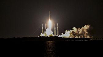 Astronom Sebut Ribuan Satelit Elon Musk Mengorbit, Bisa Menabrak Pesawat