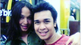 Dituding Waria, Bunda Corla Ngaku Berkelamin Ganda dan Punya 7 Payudara: Kalau Punya Anak, Sini Saya Tetekin!