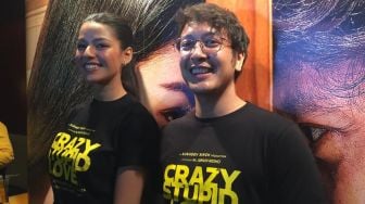 Ciuman dengan Dimas Anggara di Film Crazy Stupid Love, Susan Sameh: Doa Dulu