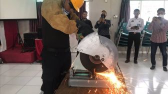 Empat Pistol Milik Rutan Karimun Sudah Karatan Akhirnya Dimusnahkan