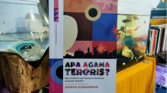 Menangkal Diri dan Lingkungan dari Teror dalam Buku Apa Agama Teroris?