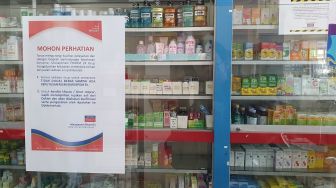 Dinas Kesehatan Riau Minta Apotek Setop Penjualan Obat Sirop
