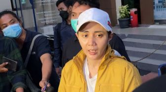 Tengah Berjuang dari Kanker Payudara, Aida Saskia Malah Dapat Penganiayaan