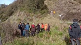 Keajaiban! Bayi Selamat Dalam Kecelakaan Motor di Turunan Gunung Bromo, 2 Orang Tewas