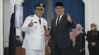 Ridwan Kamil Lantik Dikdik S. Nugrahawan Jadi Penjabat Wali Kota Cimahi