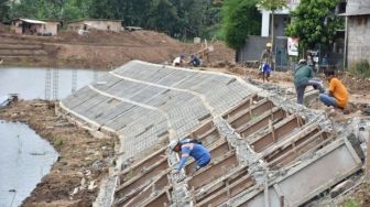 Pemkot Jaktim Revitalisasi Waduk Munjul Untuk Antisipasi Banjir