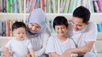 Kompetensi Orangtua dalam Mendidik Anak