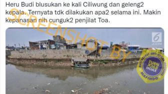 CEK FAKTA: Benarkah Heru Budi Geleng-geleng Kepala Usai Blusukan Lihat Sungai Ciliwung?