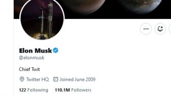Elon Musk Bawa Wastafel ke Kantor Twitter, Akuisisi Segera Rampung