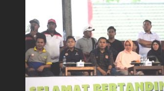 Indira Kunjungi Atlet Porprov Makassar di Sinjai