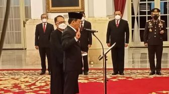 Jokowi Lantik Johanis Tanak Jadi Wakil Ketua KPK