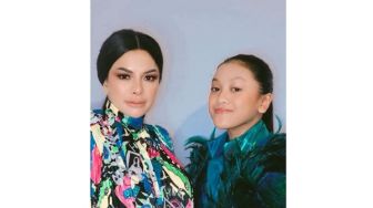 Lolly Putri Nikita Mirzani Unfollow Instagram Sang Mama, Marah Dibilang Berpaling dari Sean Pacari Cowok Bule?