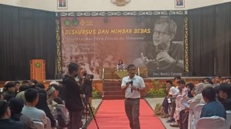 Rocky Gerung, 2024 Suram