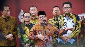 Bertemu di Istana, Ketum PKB Minta Jokowi Beri Subsidi BBM untuk Motor hingga Subsidi Listrik