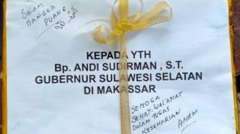 Paket Misterius Untuk Gubernur Sulsel Andi Sudirman, Isinya Ada Foto Syahrul Yasin Limpo dan Agus Arifin Numang