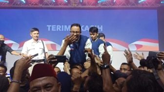 Di Depan Relawan IndonesiAnies, Anies Baswedan Promosikan dan Puji NasDem