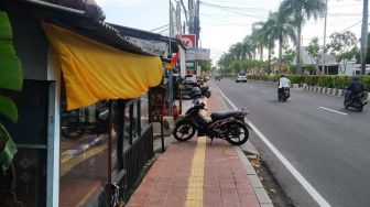 Jalur Delegasi KTT G20 Bali Bersih dari Spanduk Tapi Pedagang Pinggir Jalan Tak Bahagia