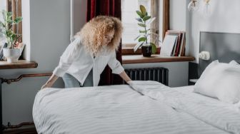 4 Tips Merawat Bed Cover Sendiri di Rumah