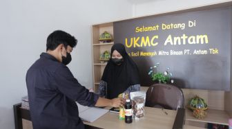 Antam Salurkan Lebih dari Rp1,9 Miliar Melalui Program PUMK untuk Bantu Pelaku Usaha di Kabupaten Kolaka