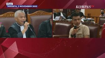 Beda Gelagat Kodir ART Sambo: Lancar Jawab Pengacara, Dicecar Jaksa Ciut Kayak Orang Sakit Gigi