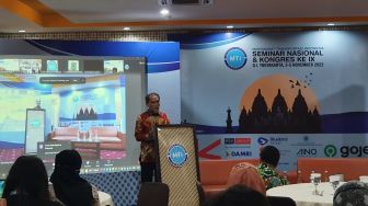 Gelar Seminar Nasional, Masyarakat Transportasi Indonesia Ajak Semua Pihak Memanusiakan Jalan Tol