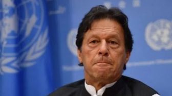 Di Tengah Konvoi, Eks Perdana Menteri Pakistan Imran Khan Ditembak