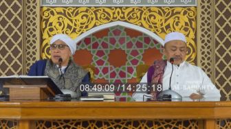 Heboh Batik Moderasi Beragama Kemenag, Apakah Orang Nasrani Rela Pakai Baju Gambar Masjid ke Gereja?