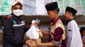 Hasil Donasi, Rumah Kami Peduli Lampung Salurkan Bantuan ke Korban Banjir 