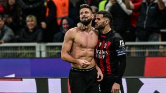 Profil Olivier Giroud, Striker AC Milan yang Cetak Gol Lalu Dikartu Merah