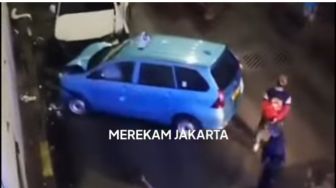 Tabrakan Adu Banteng di Underpass Gandaria City, Sopir Fortuner Seruduk Taksi, Cayla hingga Pengemudi PCX