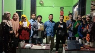 Melek Jurnalistik atau Tergilas Tak Berkutik!
