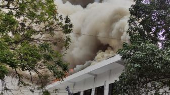 Update Kebakaran Balai Kota Bandung: Gedung Bappelitbang Hangus, Tidak Ada Korban Jiwa