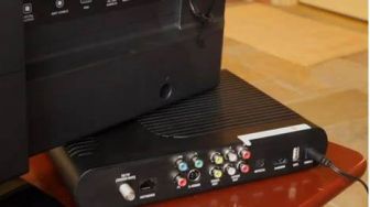 TV Analog Disuntik Mati, Harga Set Top Box Mendadak Mahal Hingga Jutaan