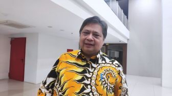 Isyaratkan Partai yang Akan Bergabung di KIB, Airlangga: Serupa Warna Al Rihla dan Pakaian Jokowi