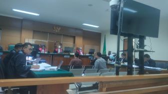 Terseret Korupsi Lahan SMKN 7 Tangsel, Adik Wahidin Halim Terima Uang Ratusan Juta Secara Tunai